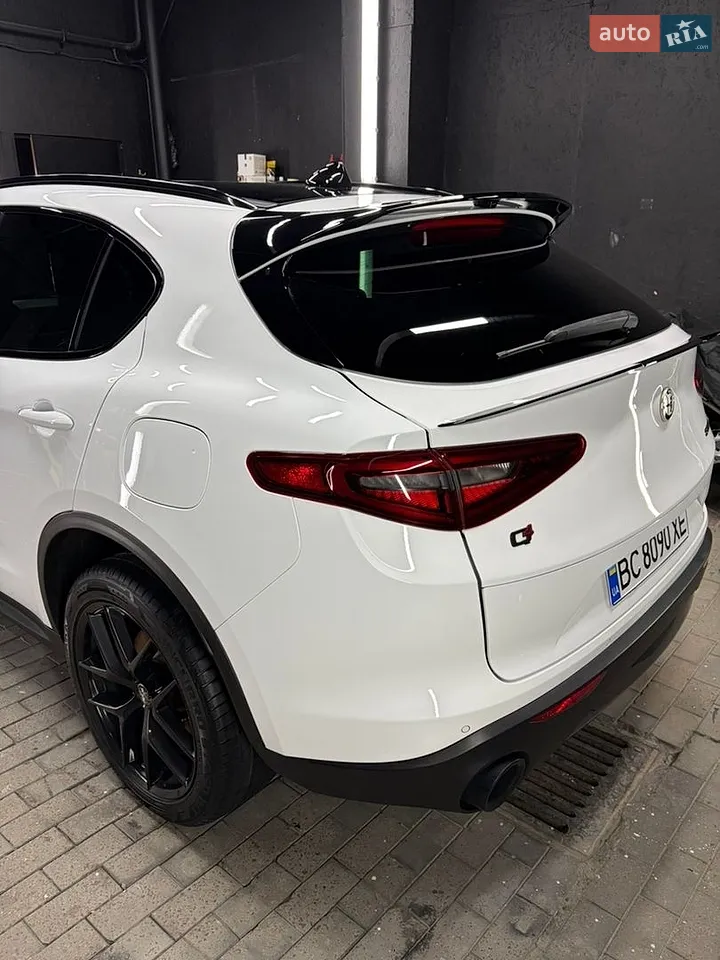 2018 Alfa Romeo Stelvio - мініатюра 4