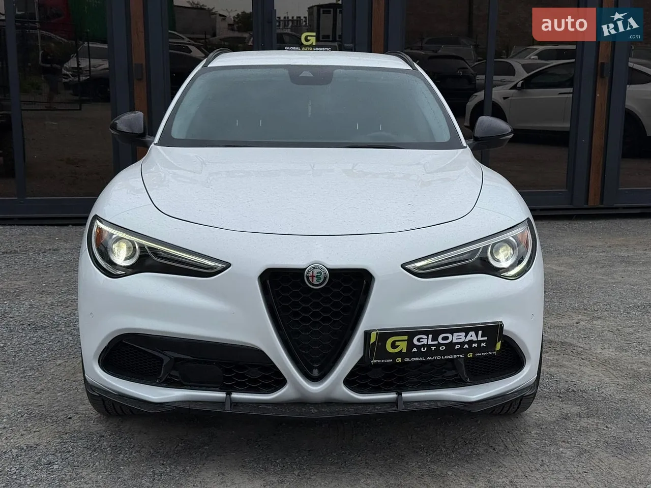 2017 Alfa Romeo Stelvio - мініатюра 3