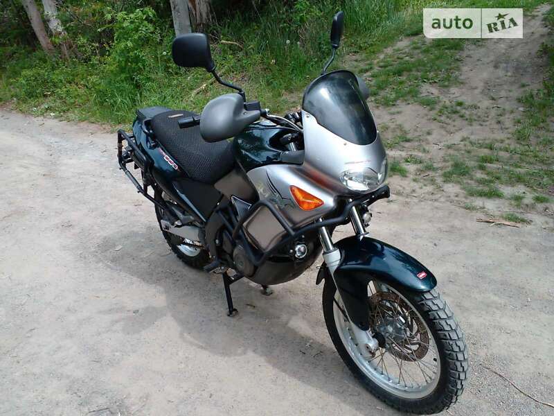 Мотоцикл Внедорожный (Enduro) Aprilia Pegaso