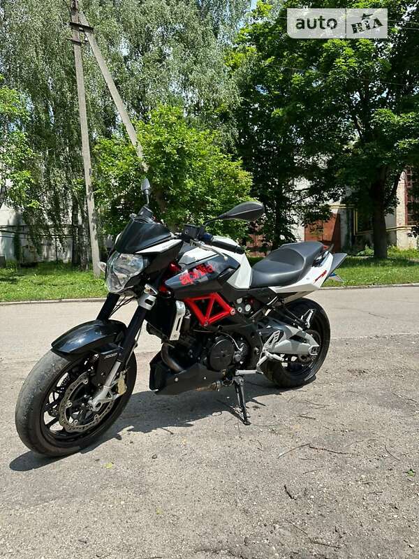 Мотоцикл Кросс Aprilia Shiver