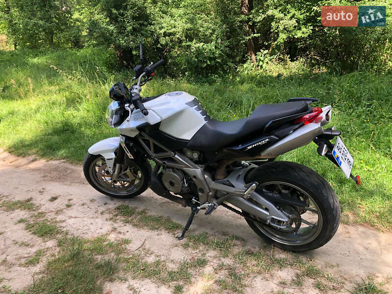 Мото Aprilia Shiver