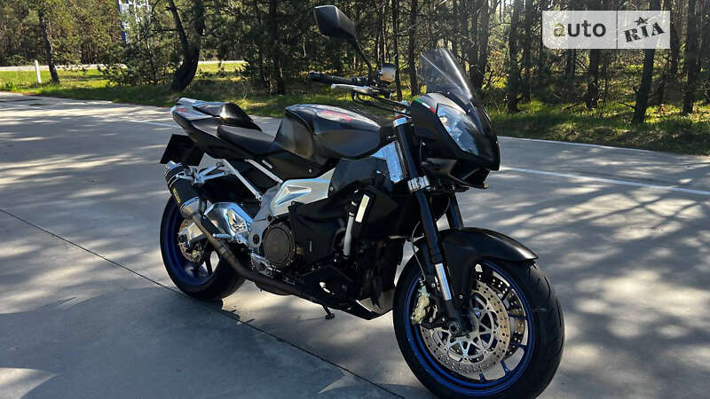 Aprilia Tuono 1000 R