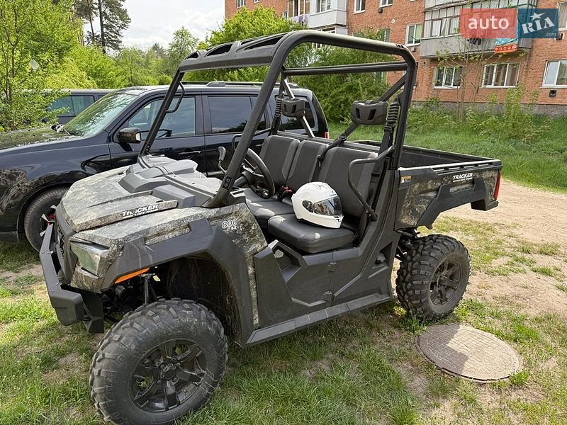 Arctic cat T