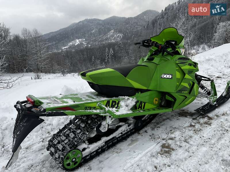 Arctic cat ZR