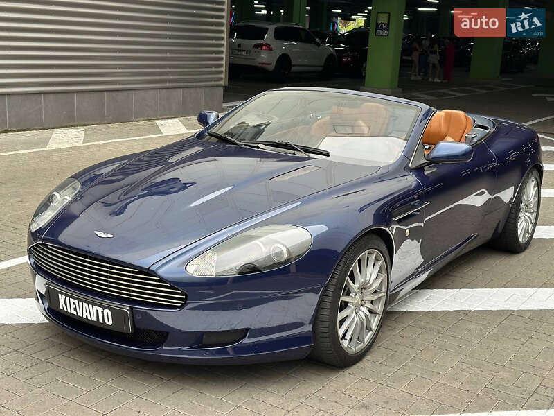 Aston Martin DB9