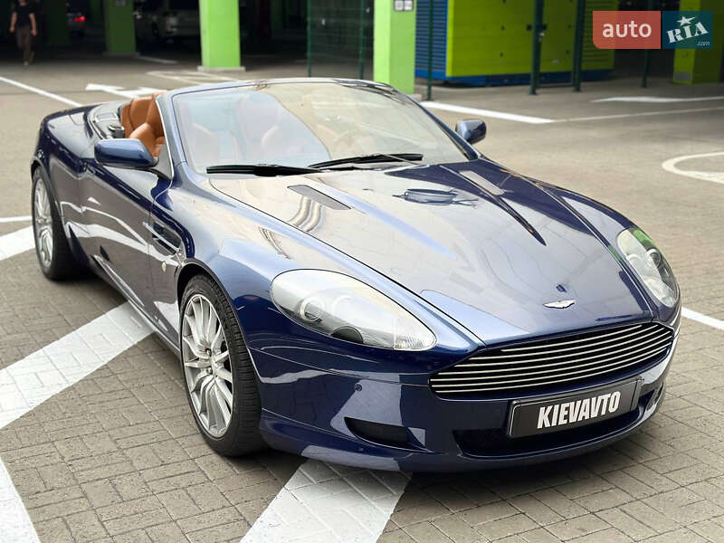 Aston Martin DB9