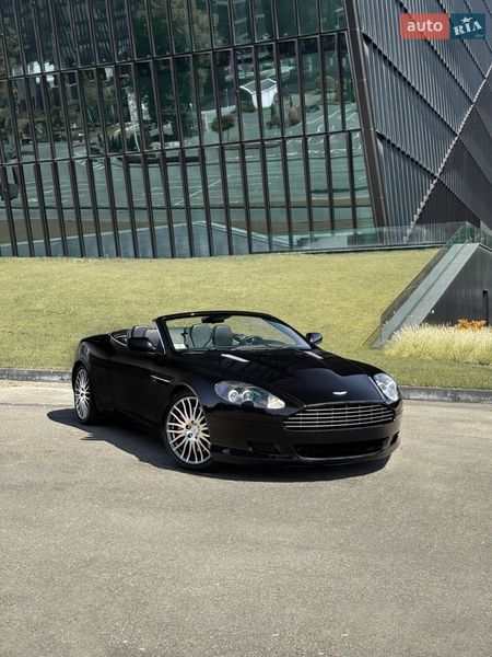 Aston Martin DB9