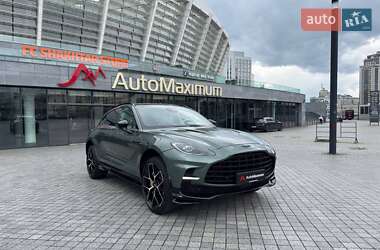 Aston Martin DBX 707 707 2024