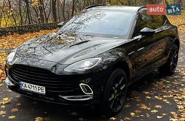 Aston Martin DBX 2021