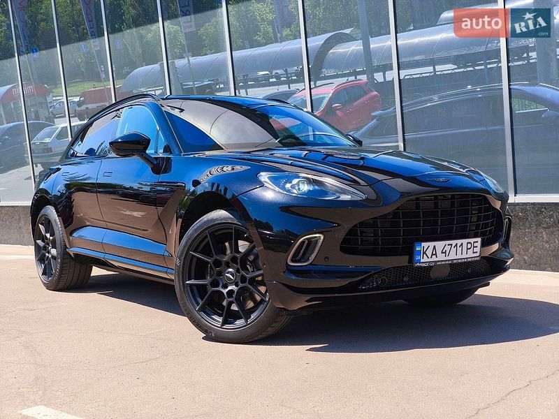 Aston Martin DBX