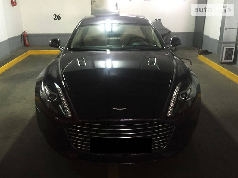 Aston Martin Rapide 2014 року