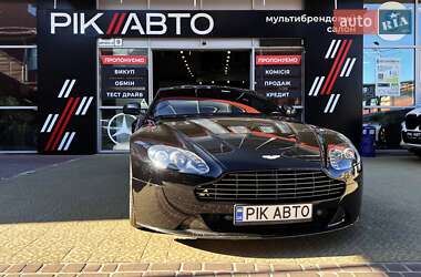 Aston Martin Vantage  2017