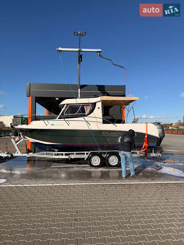 Atlantic 655