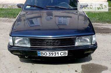 Audi 100  1990