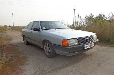 Audi 100  1989