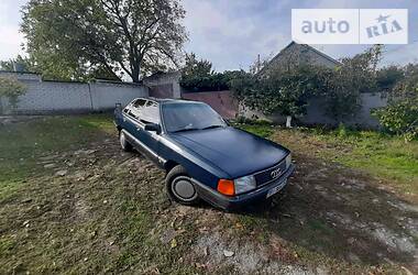 Audi 100  1988