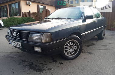 Audi 100  1989