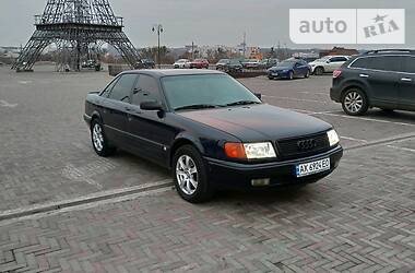 Audi 100  1993