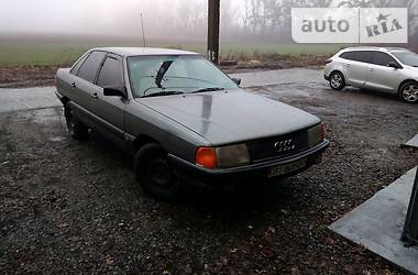 Audi 100  1987