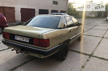 Audi 100  1989