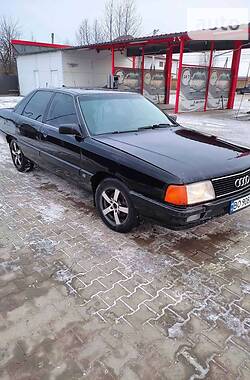 Audi 100  1990