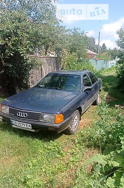 Audi 100  1988