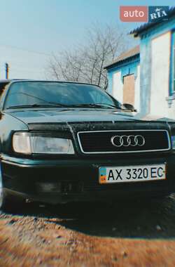Audi 100  1993