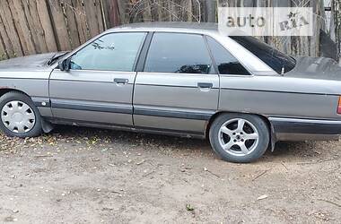 Audi 100  1989