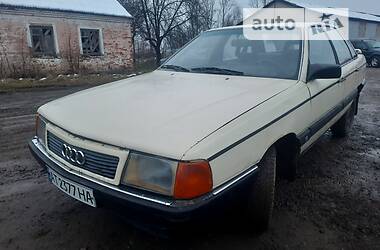 Audi 100  1986