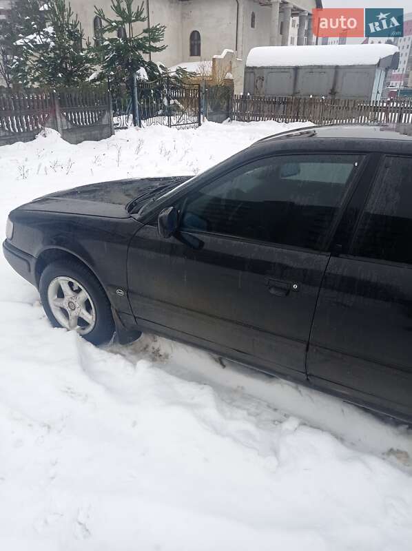 Седан Audi 100 1991 в Сумах