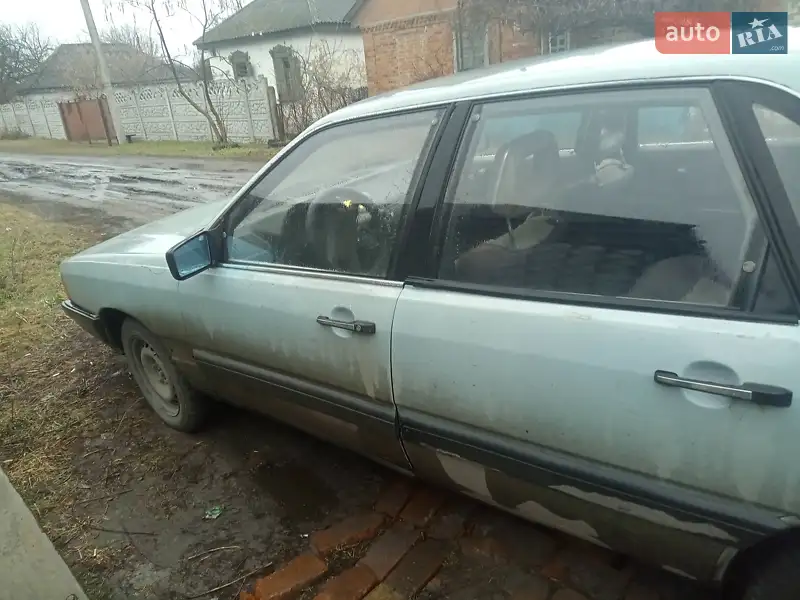 Audi 100 1984