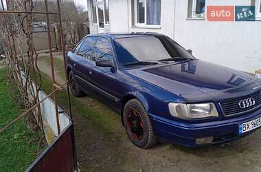 Седан Audi 100 1991 в Деражне
