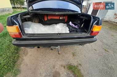 Седан Audi 100 1990 в Чернівцях