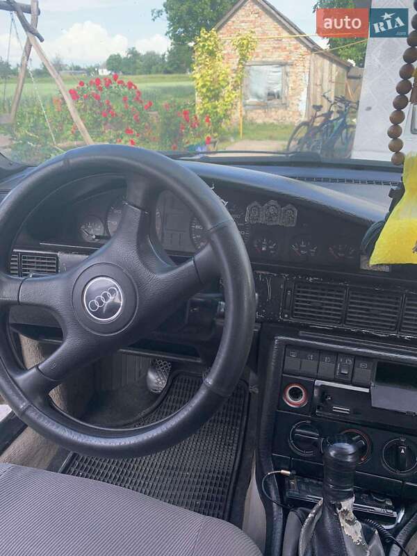 Audi 100 1988 Audi 100 1988