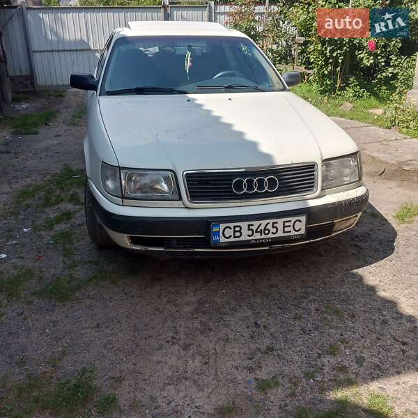 Audi 100