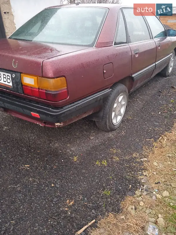 Audi 100 1990