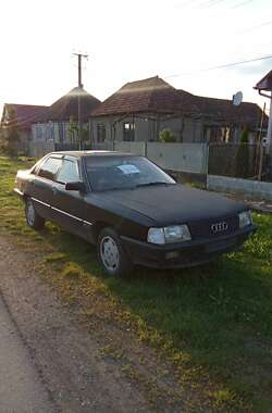 Audi 100  1986