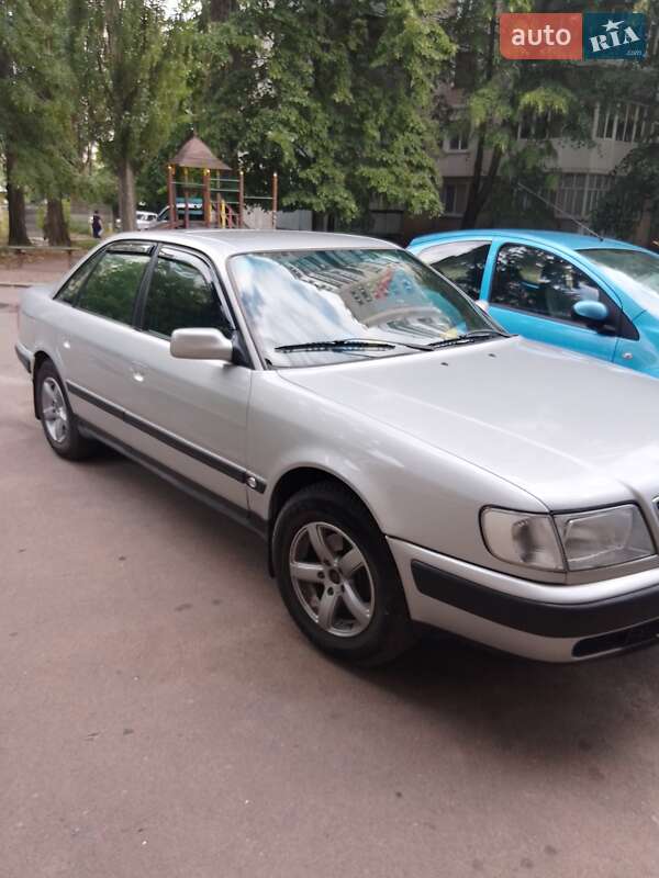 Audi 100 1991 Audi 100 1991