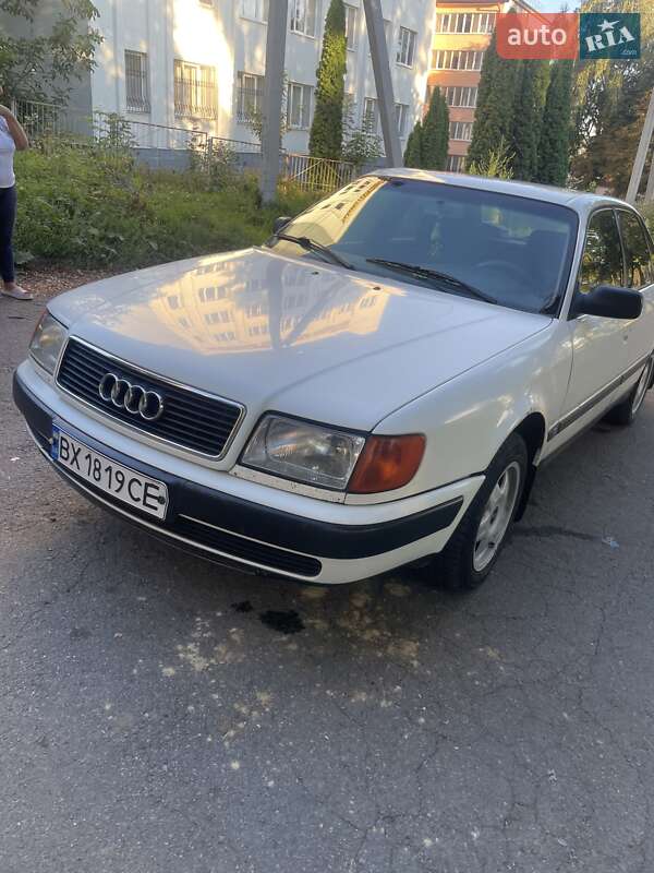 Седан Audi 100 1993 в Хмельницькому