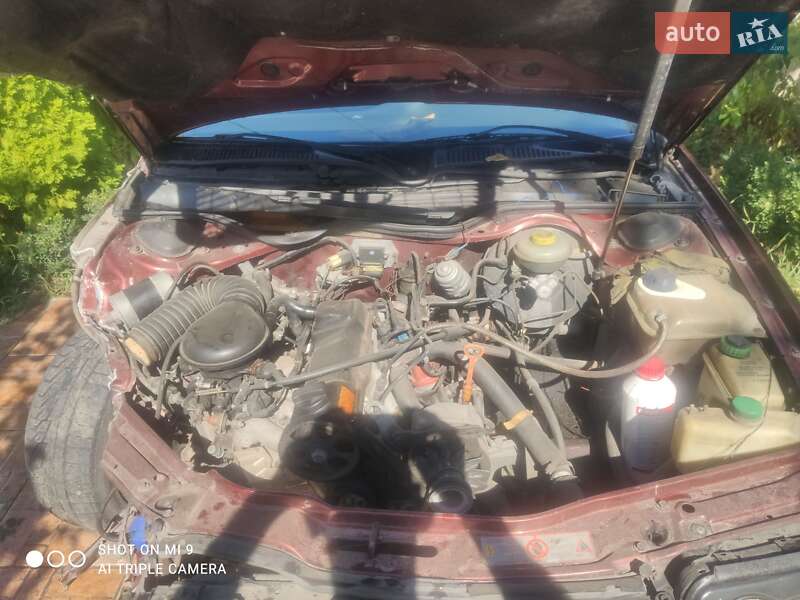 Седан Audi 100 1991 в Вольнянске