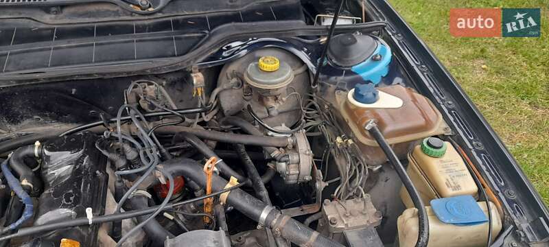 Седан Audi 100 1991 в Чернівцях