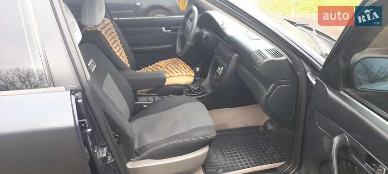 Седан Audi 100 1991 в Чернівцях