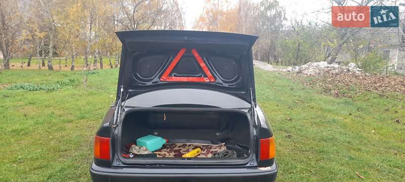 Седан Audi 100 1991 в Чернівцях