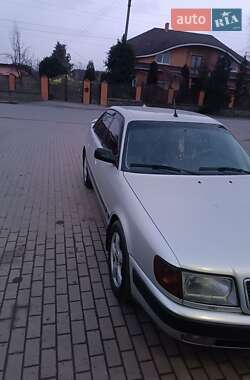 Седан Audi 100 1993 в Полонном