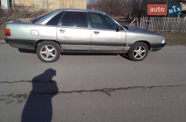 Audi 100  1989