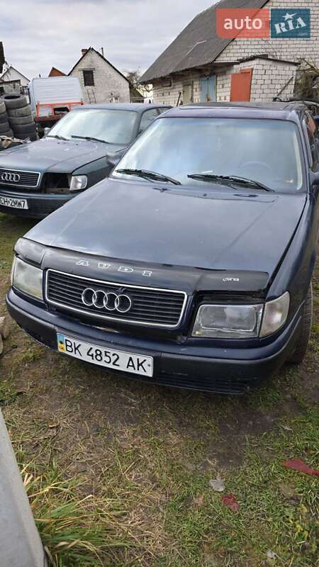 Audi 100 1992 Audi 100 1992
