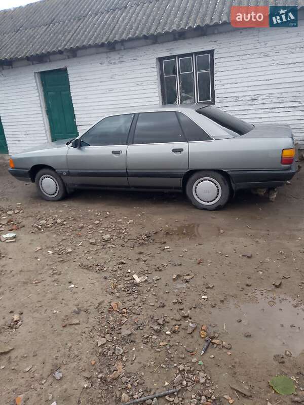 Седан Audi 100 1989 в Владимире фото 3 Седан Audi 100 1989 в Владимире