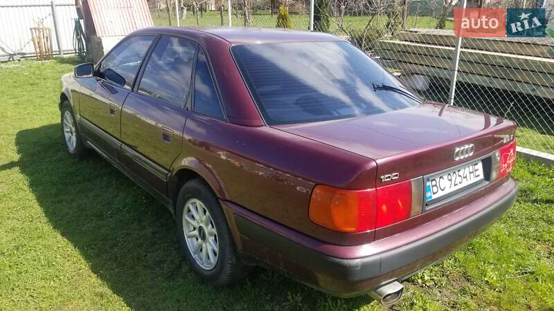 Седан Audi 100 1994 в Стрые фото 3 Седан Audi 100 1994 в Стрые