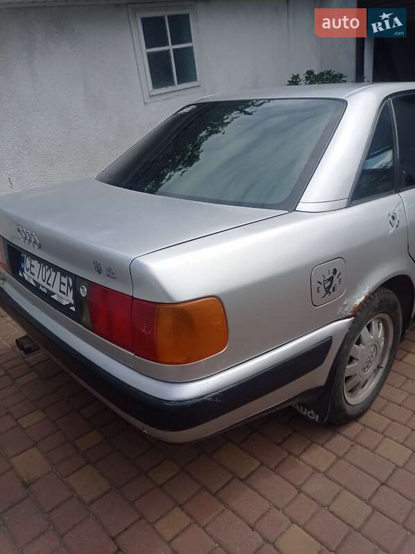 Седан Audi 100 1992 в Чернівцях