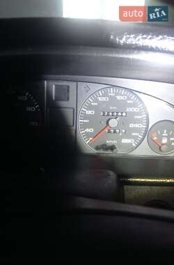 Седан Audi 100 1992 в Чернівцях